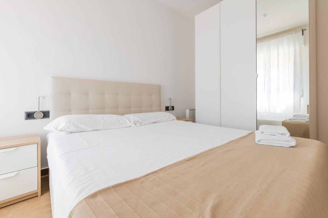 Maka Beach Apartment V Castelldefels Dış mekan fotoğraf