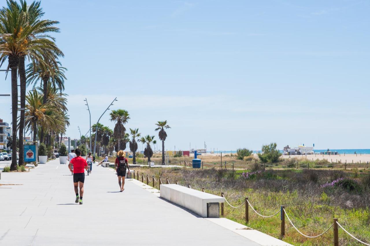 Maka Beach Apartment V Castelldefels Dış mekan fotoğraf